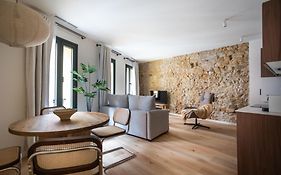 Azcarraga Apartments